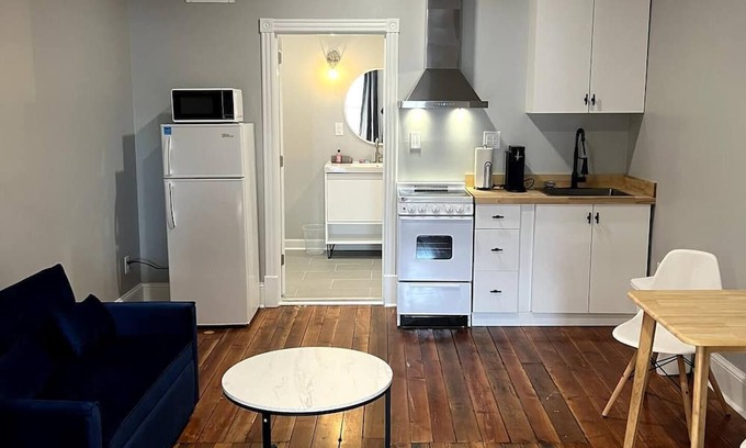 Staunton Apartamento | The Sundog - Comfortable and Peaceful Studio