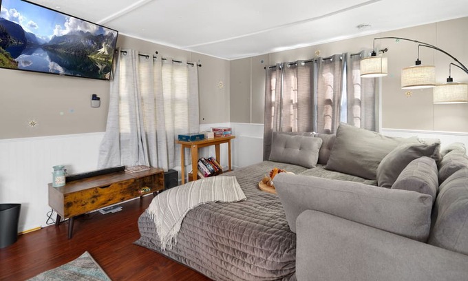 Ithaca Casa | Robin's Nest is a place to recharge, re-energize and relax.