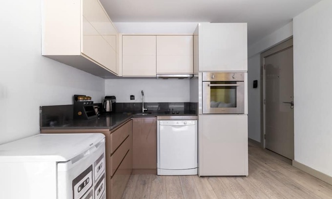 Kepez Apartamento | Comfy Residence Flat 3 min to Mall of Antalya