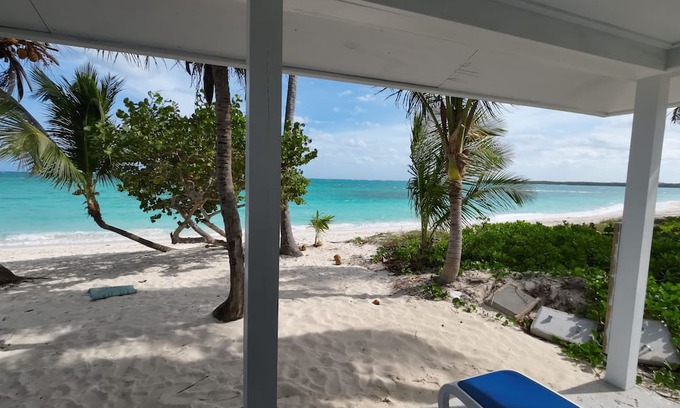 Rokers Point Apartamento | 10 Short Steps From The Most Beautiful Sandy Beach & Crystal Clear Blue Ocean