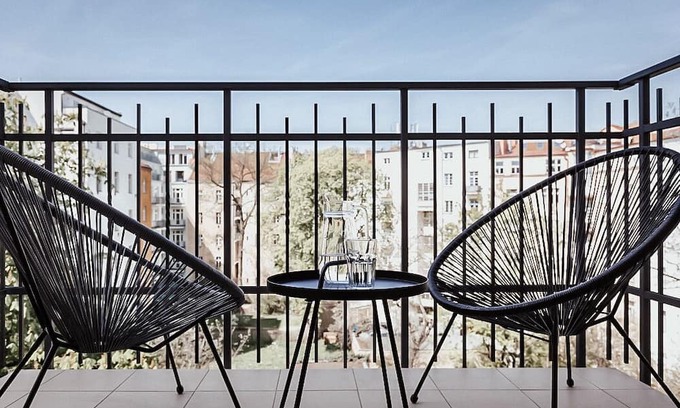 Zizkov Apartamento | TurnKey | King George Square Apartments
