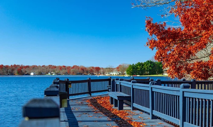 Lake Tansi Condominio | Crown Resorts Lake Tansi West 2 Bedroom, 2 Bathroom Condo w/ 1 King, 2 Full Beds