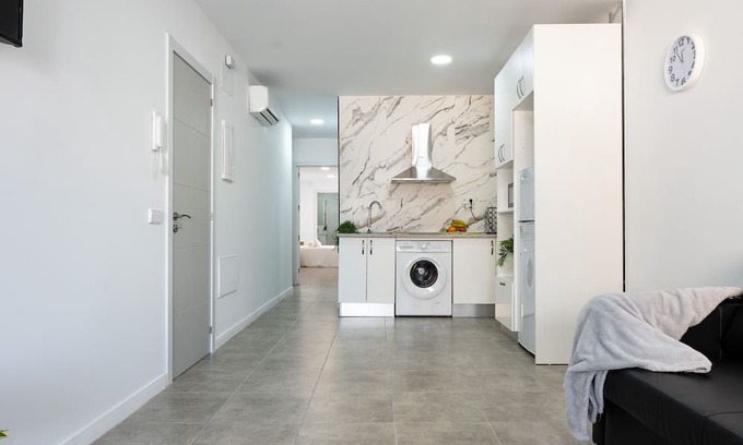 Carretera de Cadiz Apartamento | MalagaSuite Serenity Home 1