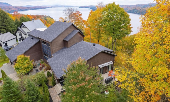 Owl's Head Ski Resort Chalet De Esquí | Ski in & Ski out - Panoramic view of Lake Memphremagog - Panorama