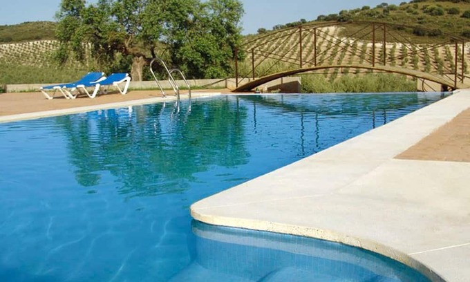 Estepa Casa | Homerez - Nice house for 4 ppl. with shared pool and terrace at Estepa