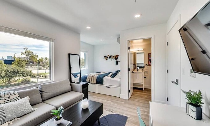 West Oakland Apartamento | Brand New Stylish Studio Suite Near Downtown!