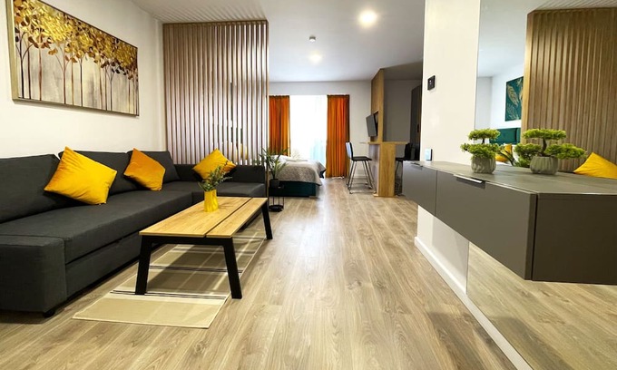 Sinaia Apartamento | Green Charm Studio with private parking