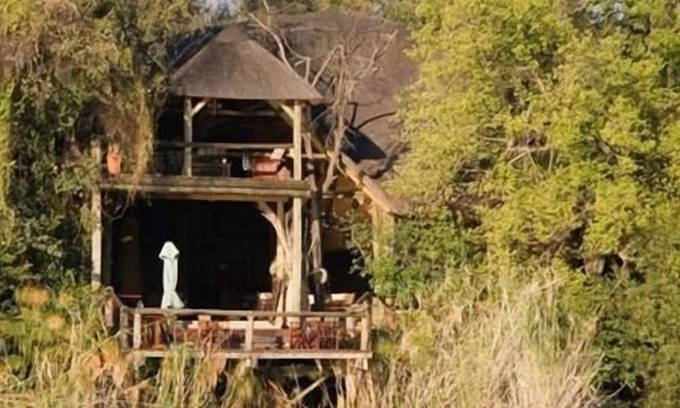 Muneambuanas Cabina | Lianshulu Lodge