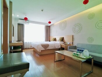 Baoji Hotel | GreenTree Inn Shanxi Baoji Fengxiang Donghu Business Hotel