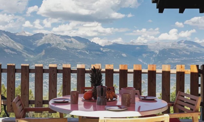 Agettes Chalet De Esquí | Chalet Chalet Mayens by Interhome