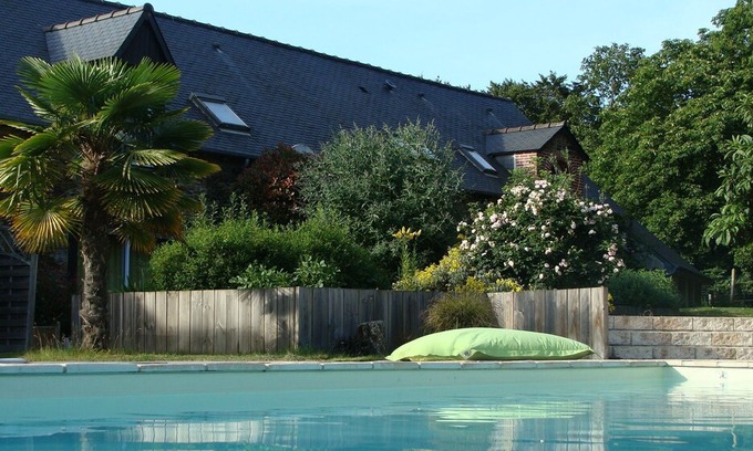 Lamballe Casa | Les Cavaliers, character gîte with swimming pool, 20 minutes from the seaside