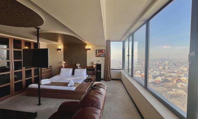 Nork-Marash Hotel | Elegant Hostel