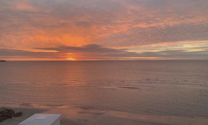 Devon Casa | Luxurious, Direct Oceanfront Home with Private Beach