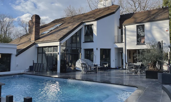 Lamorlaye Villa | villa with swimming pool at the gates of Paris