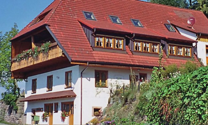 Schiltach Apartamento | Apartment Biohof Herrenweg-2 by Interhome