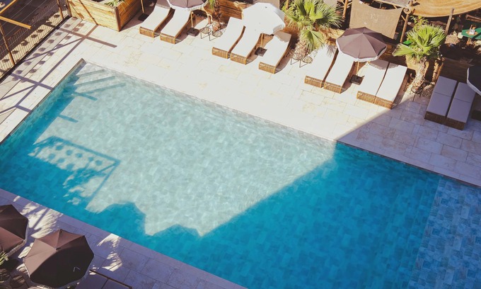 Sorgues Hotel | Novotel Avignon Nord