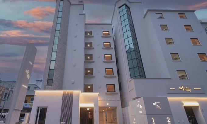 Bongmyeong-dong Hotel | Aank Hotel Daejeon Yuseong 1st