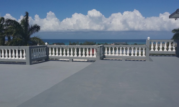 Montego Bay Hotel | Palm View Guesthouse and Conference Centre