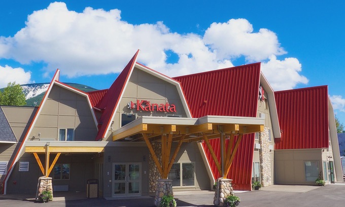 Blairmore Hotel | The Kanata by BCMInns Blairmore