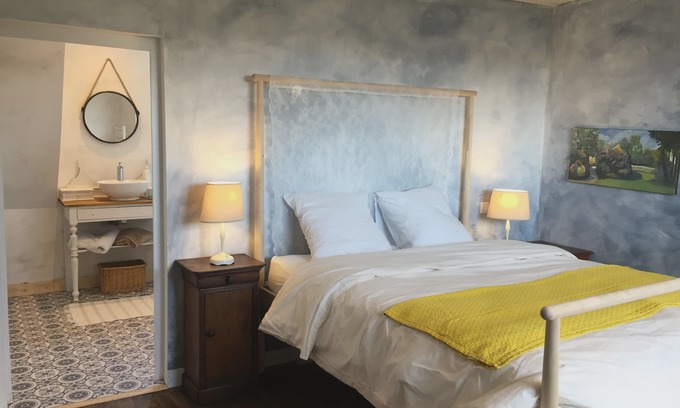 Saint-Vaast-la-Hougue Cama Y Desayuno | L'Ermitage