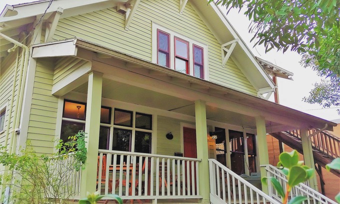 Richmond Hotel | Bluebird Guesthouse