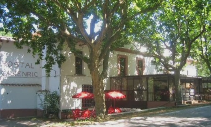 Sant Sadurni d'Osormort Casa | Hostal Rural Can Enric
