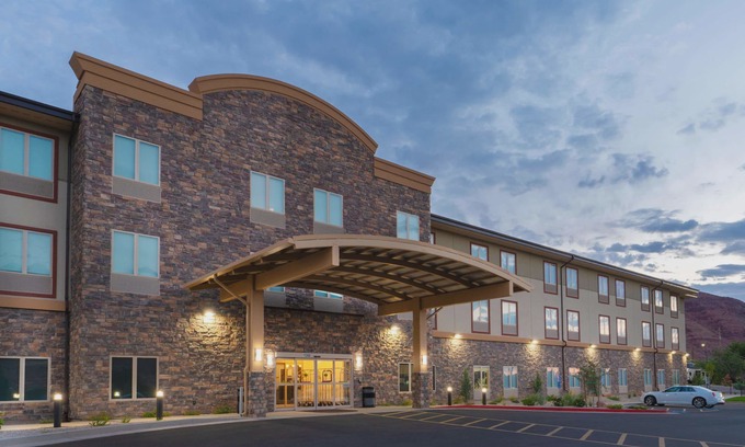 Moab Hotel | Wingate by Wyndham Moab