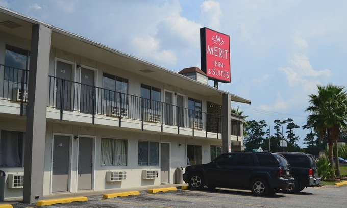 Beaumont Hotel | Harmony Inn and Suites