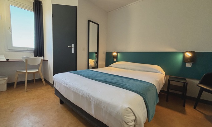 Saint Tronquet Business Park Hotel | Face West Le Pontet
