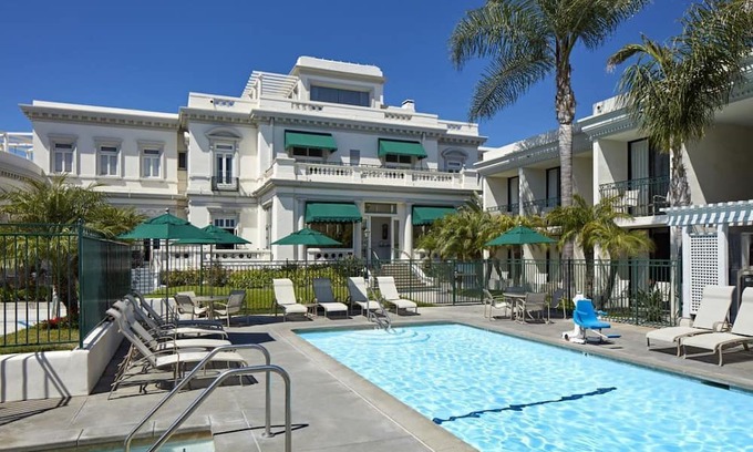 Coronado Casa | Explore Coronado! Near Horton Grand Theater, On-site Pool, Beach Access!
