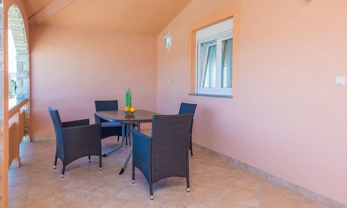 Vir Apartamento | Apartments Peter (33485-A1) - Vir - island Vir
