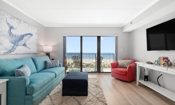 North Ocean City Casa | New! Oceanfront at Marigot Beach