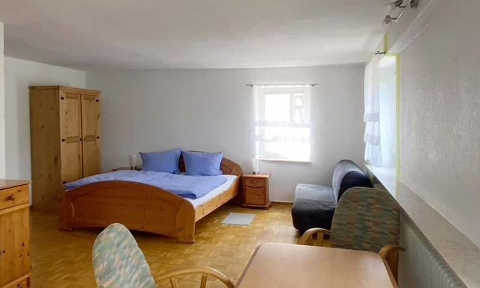 Waldbreitbach Apartamento | Double room (room no. 3) - Nassen's Mühle - Restaurant & Pension