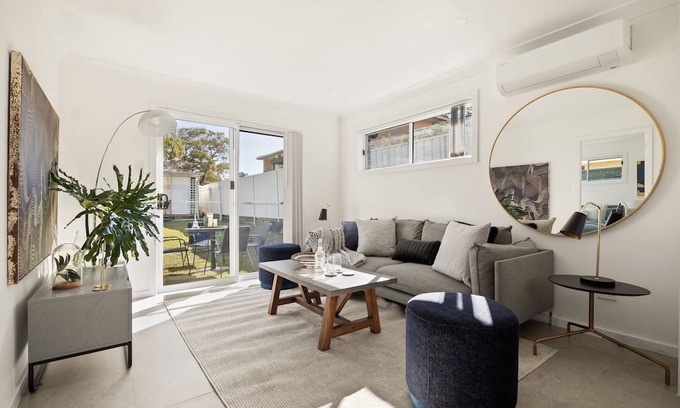 Brighton-le-Sands Casa | Beachside 2-Bed Home in Brighton-Le-Sand
