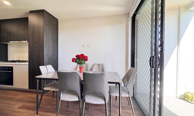 Marsden Park Casa | Blue Haven Retreat - Marsden Park Townhouse