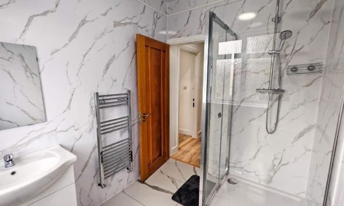 Seven Kings Apartamento | Shelters Residentials – Comfortable Aparthotel Living in Seven Kings