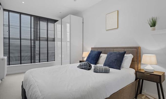 Potters Bar Apartamento | Modern 1 Bedroom Apartment |16 minutes to Central London