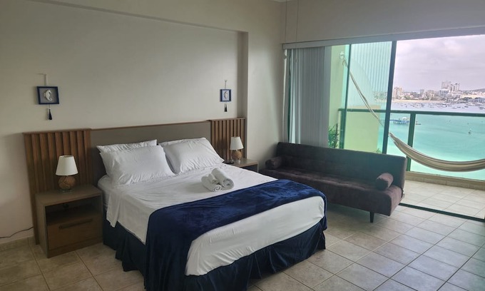 Salinas Apartamento | HOTEL COLON SALINAS VISTA AL MAR