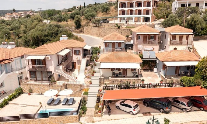 Foinikounta Apartamento | Apartment 'Chroma' with Sea View, Wi-Fi and Air Conditioning