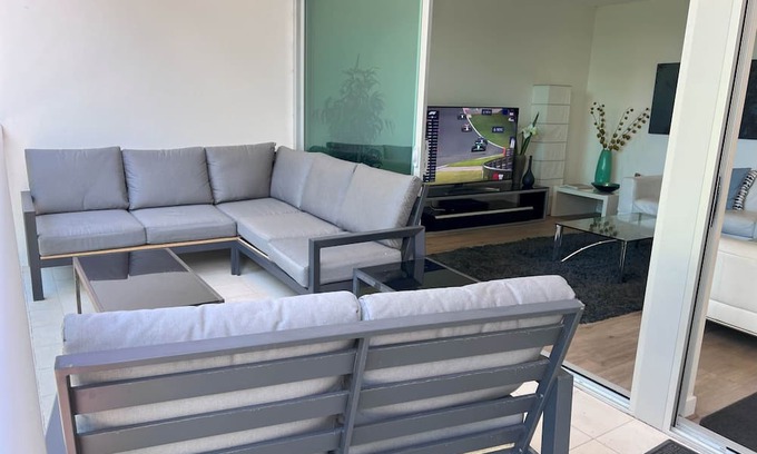 Victor Harbor Apartamento | 25 + 26 The Breeze Combo for 14 guests
