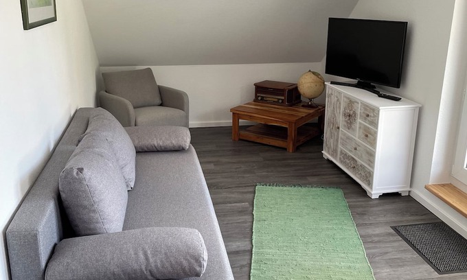 Lennestadt Apartamento | Vacation apartment with large roof terrace overlooking the greenery on the edge of the forest