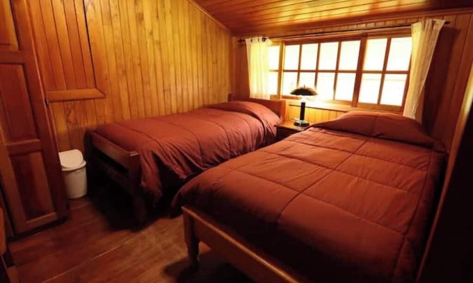 Cerro Punta Apartamento | Cabin in Cerro Punta 6BR, Fireplace, Hiking