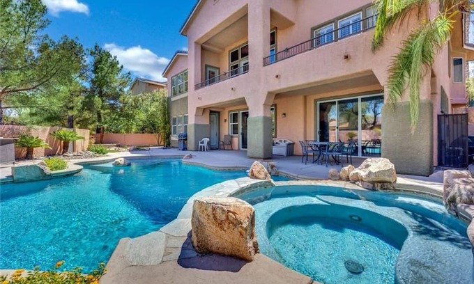 Summerlin Casa | Golden Hour Estate-Pool/jacuzzi/Gated/Lux