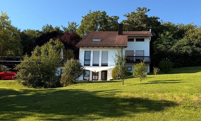 Heideck Apartamento | Apartment on the mountain Schloßberg with beautiful view Pet friendly