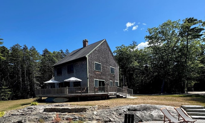 Waldoboro Casa | Spruce Ledge - mid-coast Maine. ocean views w deep water access. sauna. retreat.