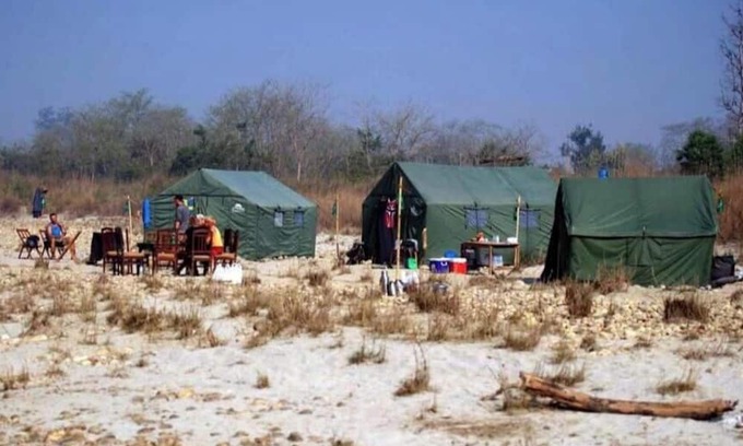Bardia Apartamento | nBardiya Jungle Retreat - campsite 9