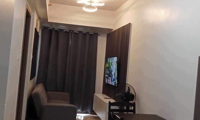 Barangay 76 Apartamento | Apartment Hotels nearest walking Distance MOA, Airport,PICC,ASEAN,SMX