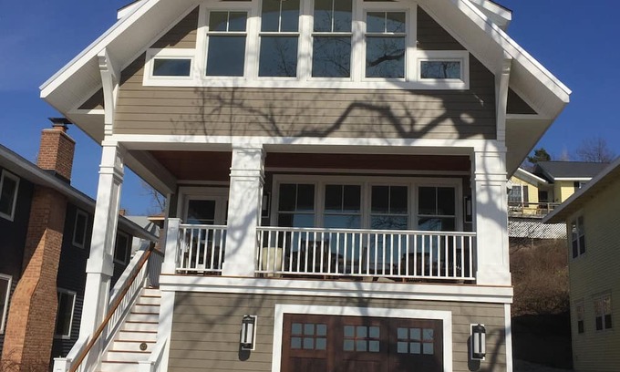 Macatawa Casa | Beach House on Lake Michigan - Spacious Home with Sunset views