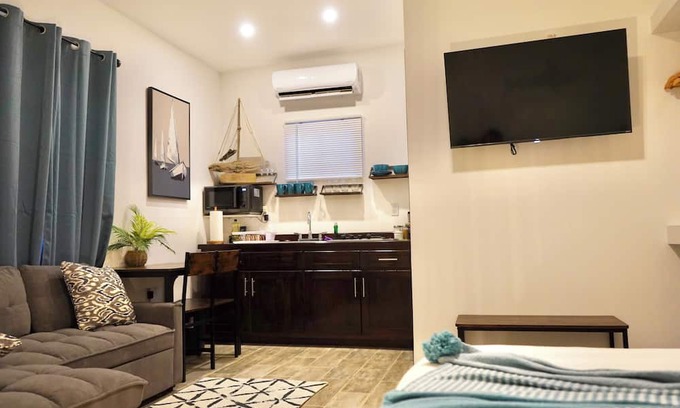 Ciudad de Belice Villa | Cozy Guess House near ocean- Swordfish Villa