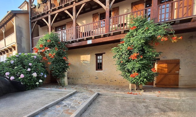 Beaulieu-sur-Dordogne Apartamento | 35 m2 apartment facing the Dordogne